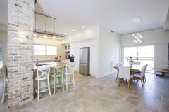 L.A Тель-Авив