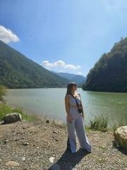 Катрин Халива Холон